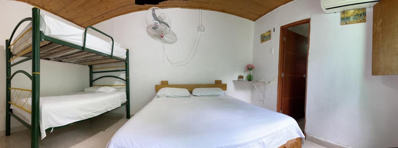 Ecohostal Palmares Del Rio Guachaca Exterior photo